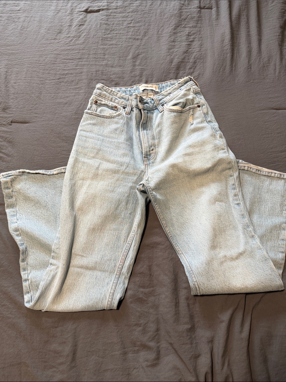 Abercrombie & Fitch Light Wash Straight-Leg Jeans - Pale Blue